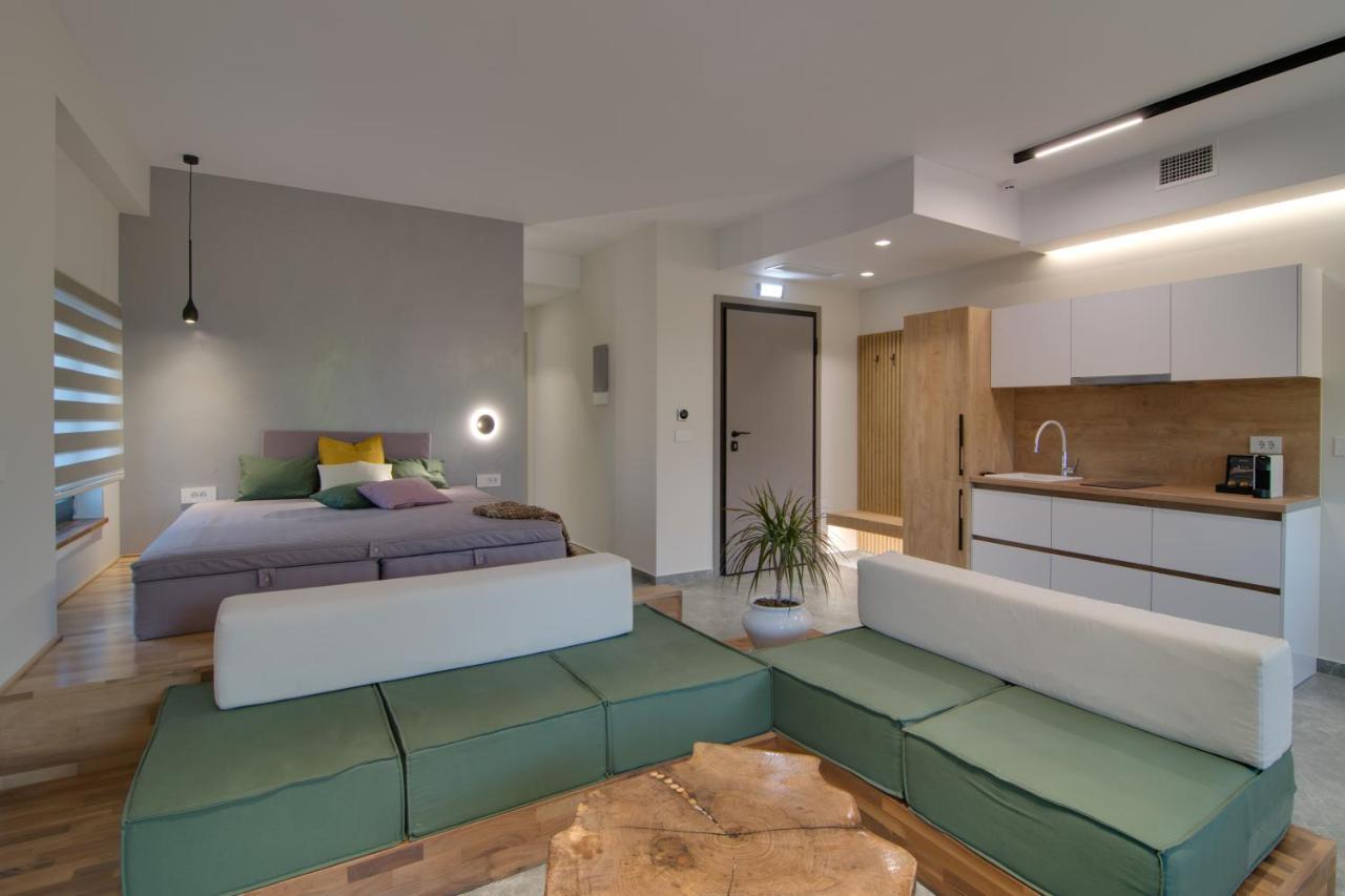Selin Luxury Residences Ioannina Exterior photo