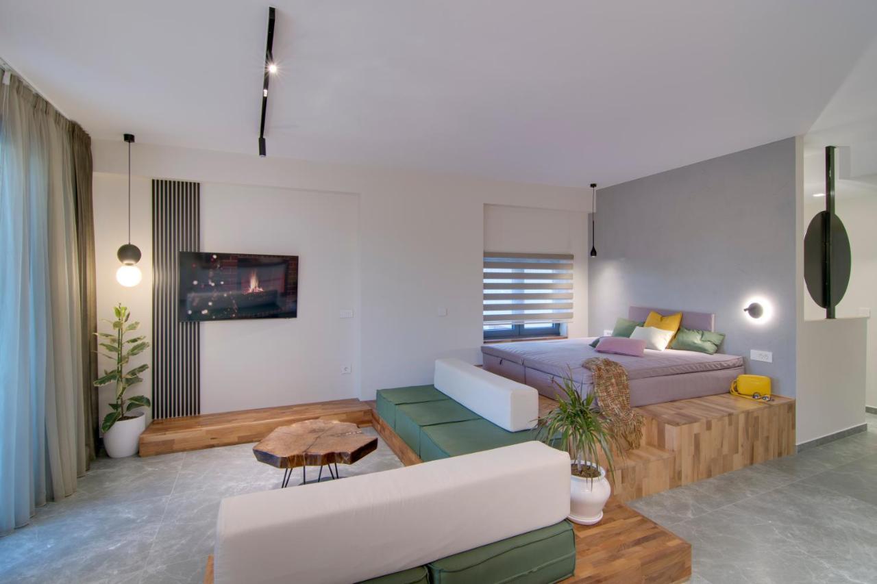 Selin Luxury Residences Ioannina Exterior photo