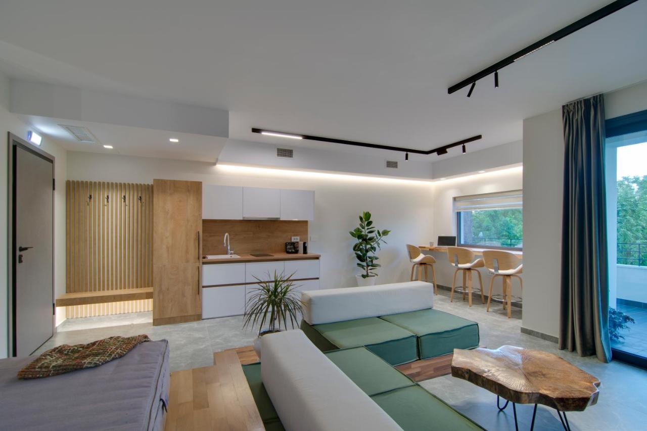 Selin Luxury Residences Ioannina Exterior photo
