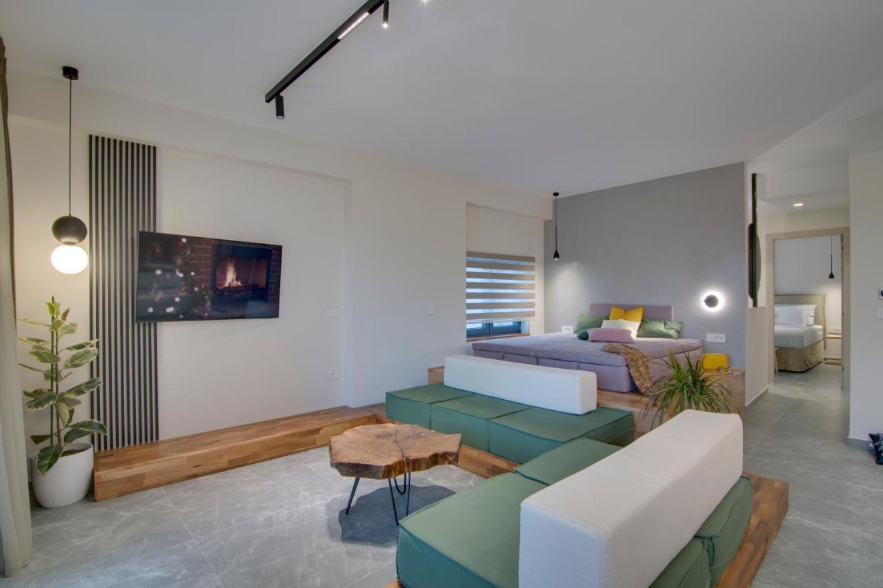 Selin Luxury Residences Ioannina Exterior photo