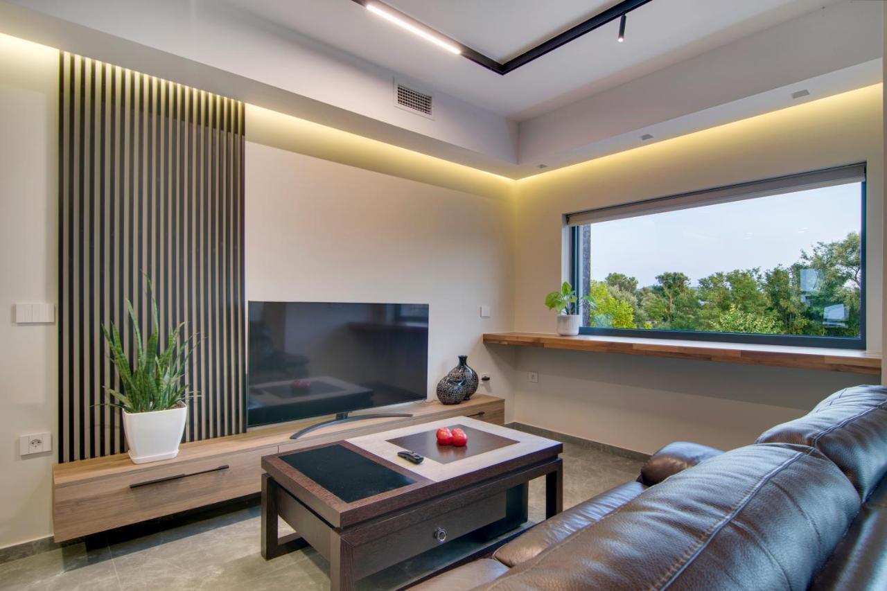 Selin Luxury Residences Ioannina Exterior photo